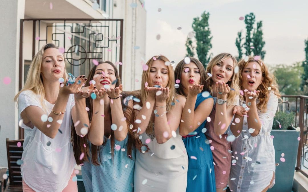 Make Fun Memories With a Trolley Bus Rental for Your Spring Party