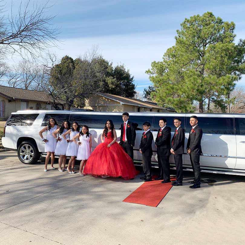     Quinceañera Limo Service Dallas<br />
   