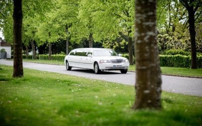 Top 4 Advantages of an Airport Limo Service