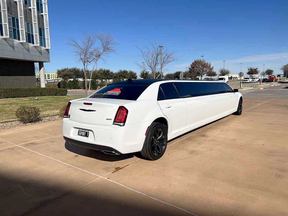 Chrysler Limo 300 Rental Dallas Chrysler Limo 300 Rental Dallas
