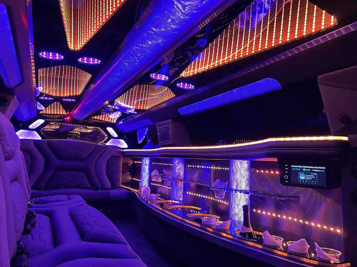 Chrysler Limo 300 Rental DFW Chrysler Limo 300 Rental DFW