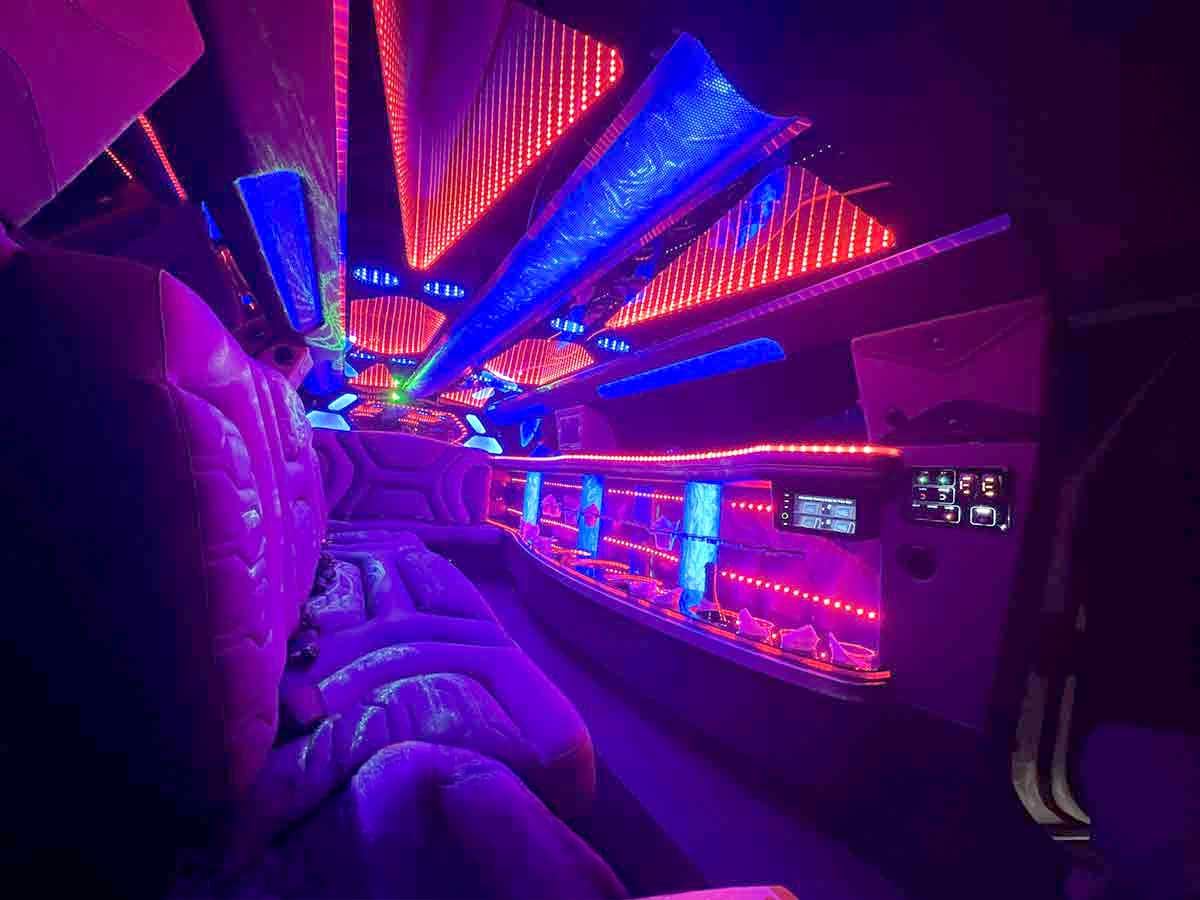 Chrysler Limo 300 Rental Dallas Chrysler Limo 300 Rental Dallas