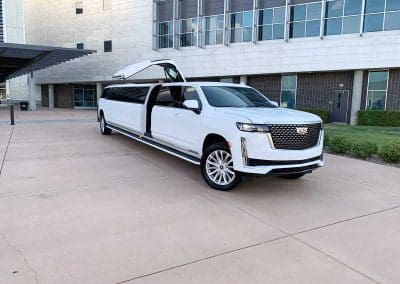 CADILLAC ESCALADE LIMOUSINE