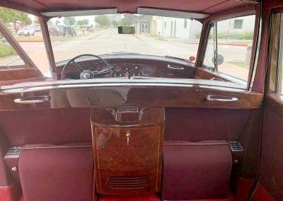 Rolls Royce Phantom V Limo White