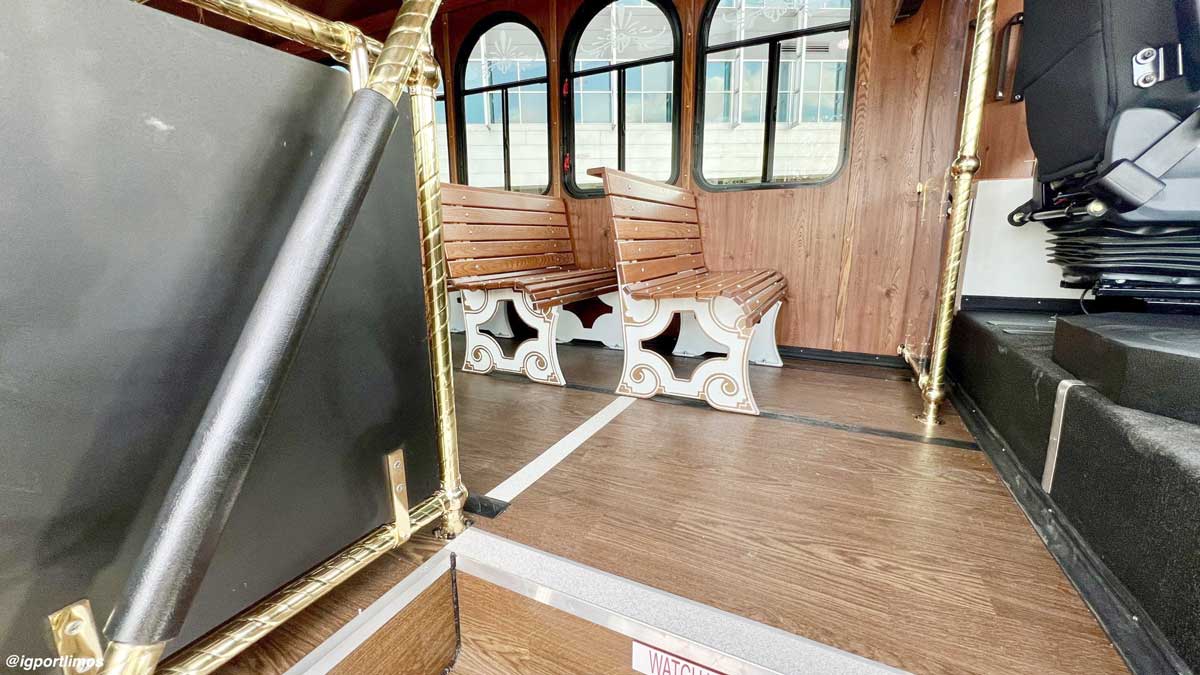 White Trolley Bus Weddings White Trolley Bus Weddings