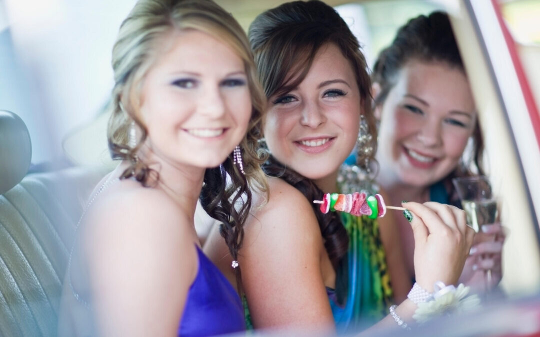 Prom Buses: Your Perfect Ride for an Unforgettable Night